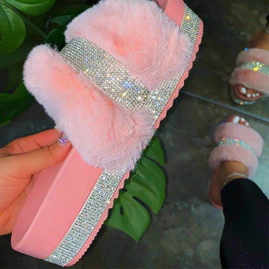 Women's Fluffy Fur Slippers.