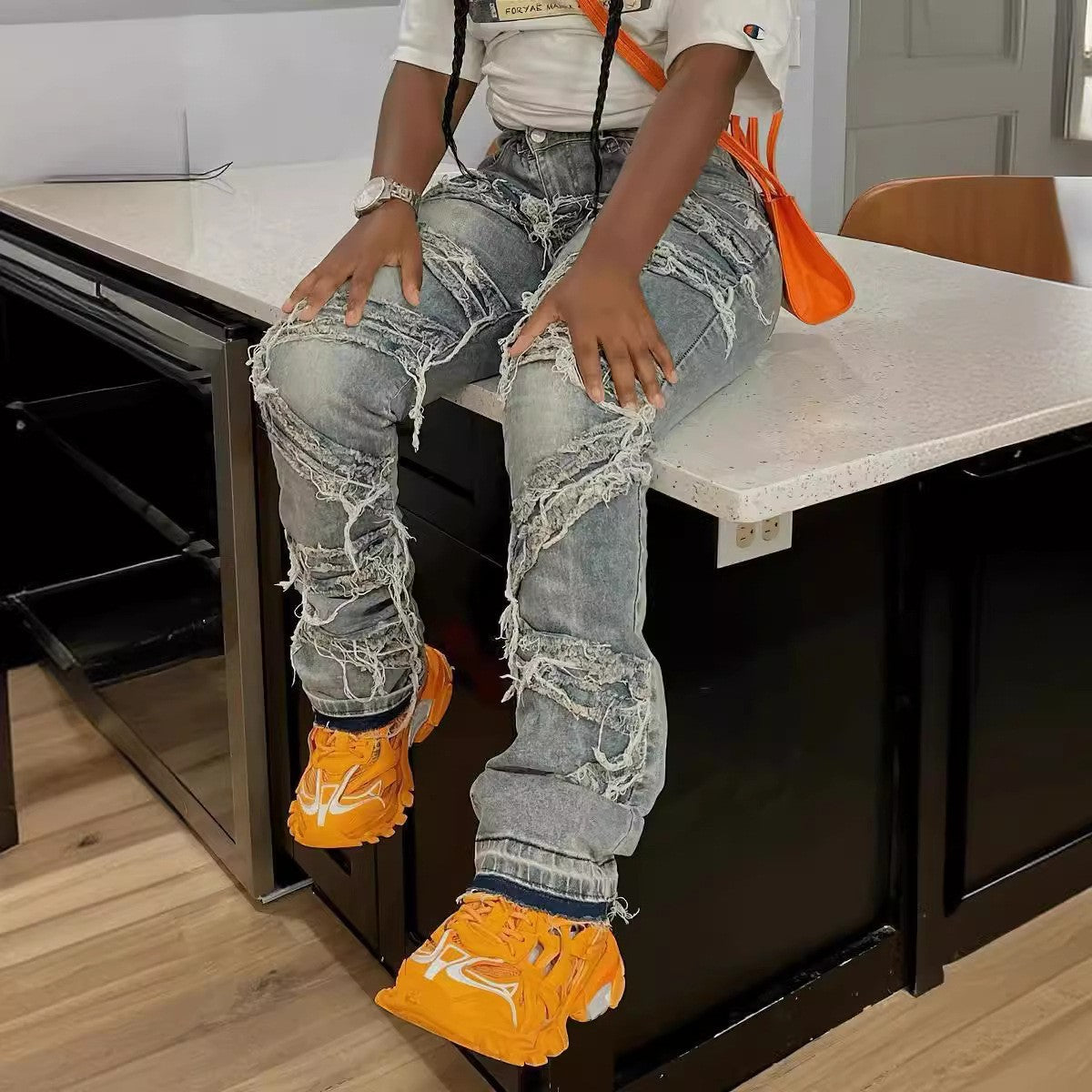 Women's Ripped Tassel Fashion Jeans.