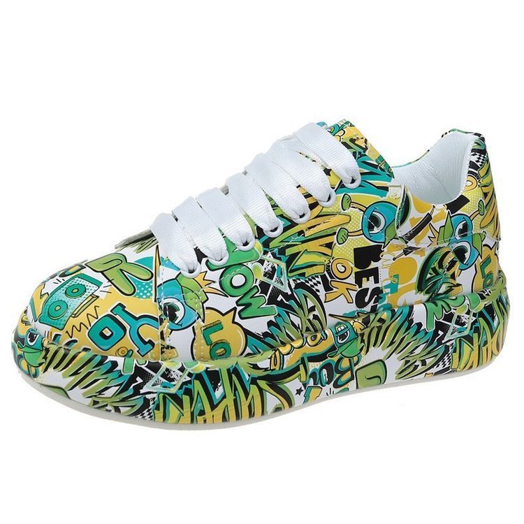 Women's Graffiti Casual Sports Sneakers.